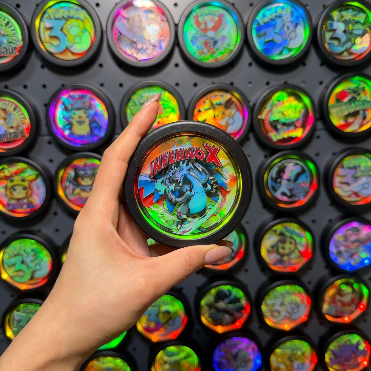 LED Light-Up 3D Paper-Cut Round Fridge Magnet | Creature Collection | 35 Styles - Style 34
