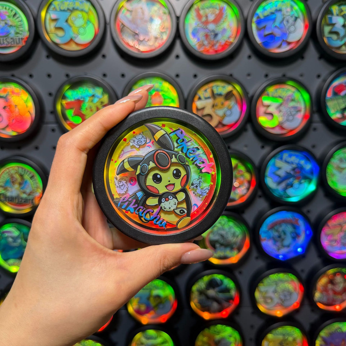 LED Light-Up 3D Paper-Cut Round Fridge Magnet | Creature Collection | 35 Styles - Style 18